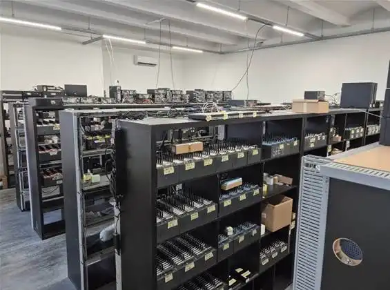 https://i.nextmedia.com.au/Utils/ImageResizer.ashx?n=https%3A%2F%2Fi.nextmedia.com.au%2FNews%2Fsimcartel-simboxes.jpg&h=420&w=748&c=0&s=0