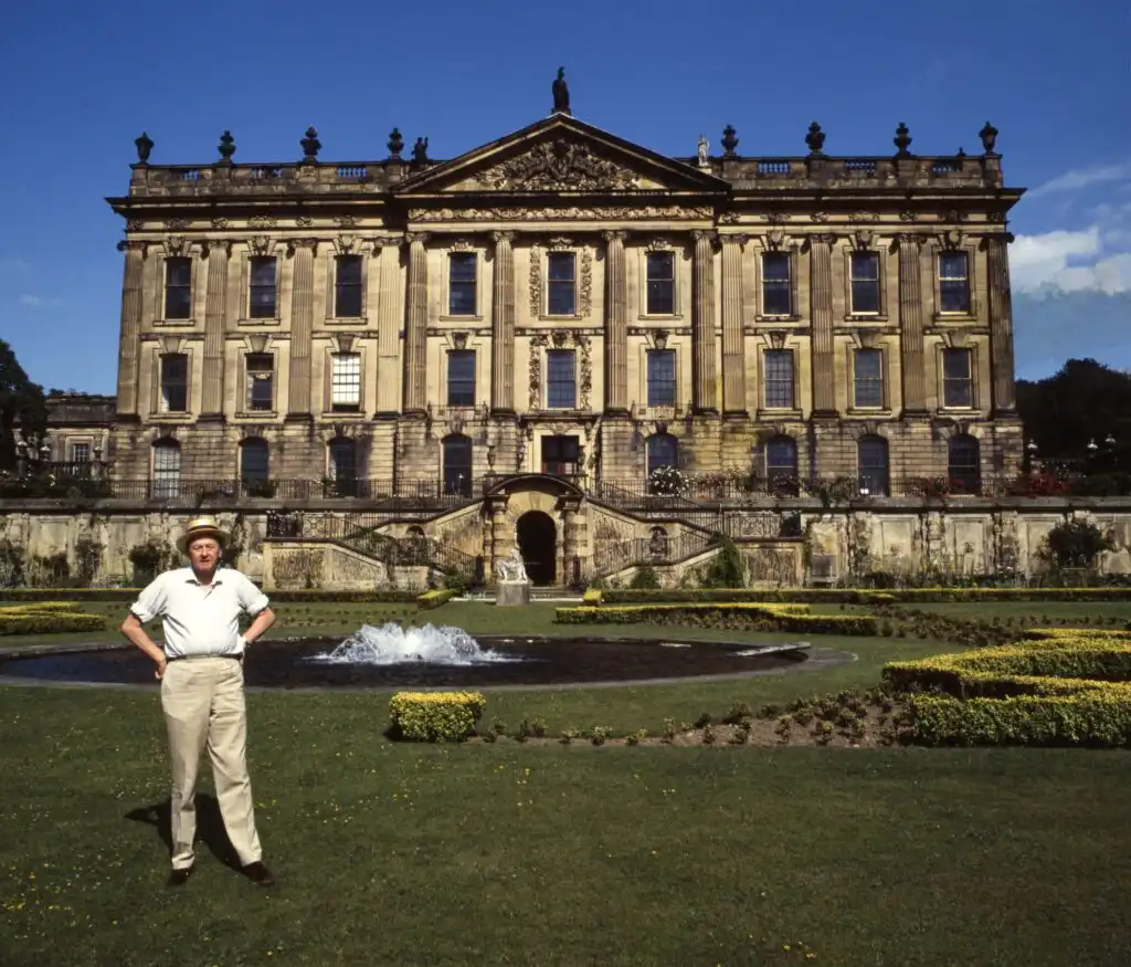 https://newcriterion.com/wp-content/uploads/2025/10/The_Duke_of_Devonshire_at_Chatsworth-1024x875.jpg